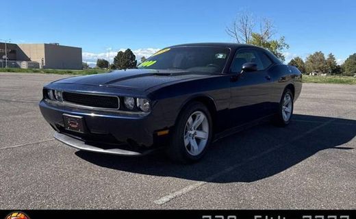 2014 Dodge Challenger Base