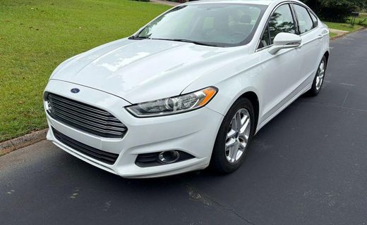 2016 Ford Fusion SE