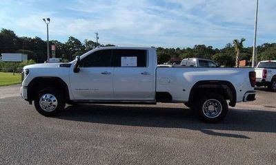 2025 GMC Sierra HD Denali Ultimate