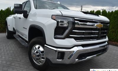 2025 Chevrolet Silverado HD LTZ