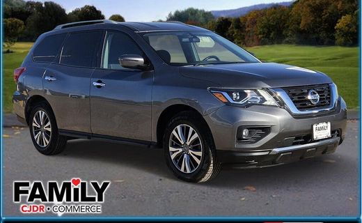 2020 Nissan Pathfinder SV