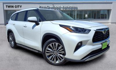 2021 Toyota Highlander Platinum