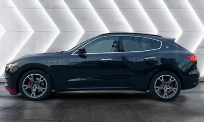 2017 Maserati Levante Sport