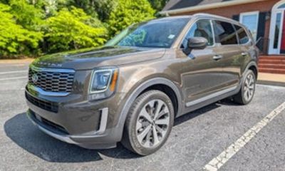 2020 Kia Telluride S