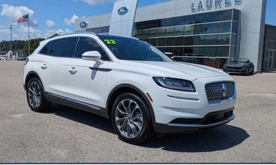 2022 Lincoln Nautilus Reserve