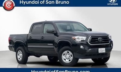 2022 Toyota Tacoma SR5