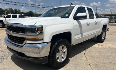 2017 Chevrolet Silverado LT