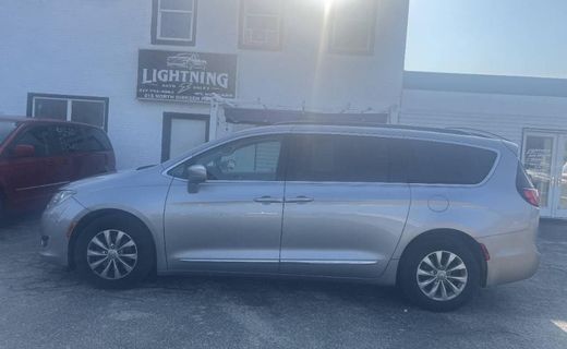 2017 Chrysler Pacifica Touring L