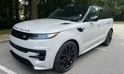 2026 Land Rover Range Sport P400 Dynamic SE