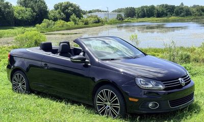 2014 Volkswagen EOS Komfort Sport