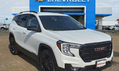 2023 GMC Terrain SLE