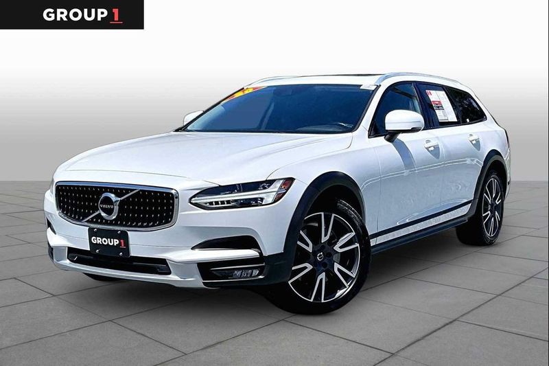 2020 Volvo V90cc — a typically priced live listing