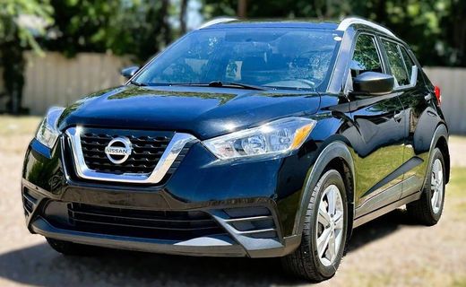 2019 Nissan Kicks S