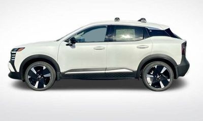 2026 Nissan Kicks MPV SR