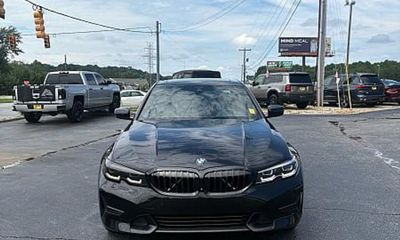 2021 BMW 330i