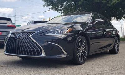 2023 Lexus ES 350 Premium