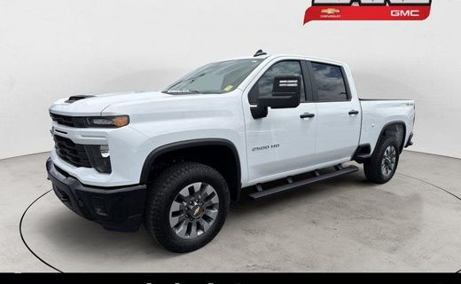 2026 Chevrolet Silverado HD Custom