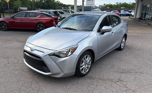 2018 Toyota Yaris IA Base