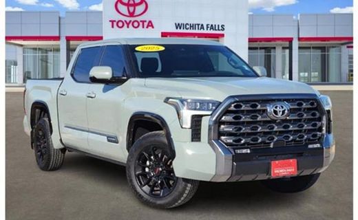 2025 Toyota Tundra Platinum