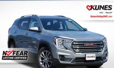 2023 GMC Terrain SLT
