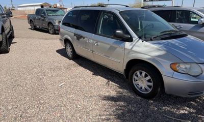 2007 Chrysler Town AND Country Touring