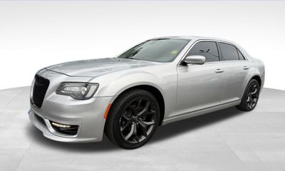 2020 Chrysler 300 Touring Limited