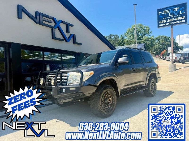 2011 Toyota Land Cruiser — a typically priced live listing