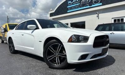 2014 Dodge Charger R T