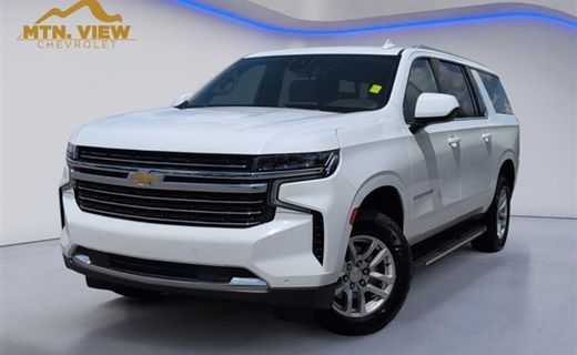 2023 Chevrolet Suburban LT