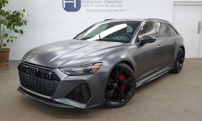 2022 Audi RS 6 Avant Quattro