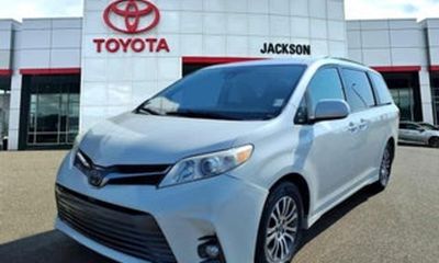 2017 Kia Sedona LX
