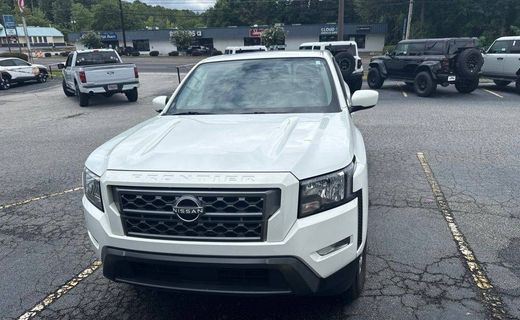 2023 Nissan Frontier
