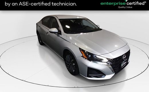 2023 Nissan Altima SV