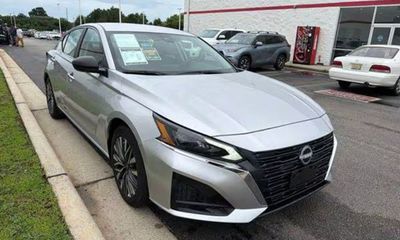 2025 Nissan Altima SV