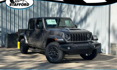 2026 Jeep Gladiator Sport