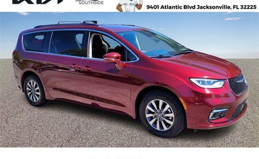 2021 Chrysler Pacifica Touring