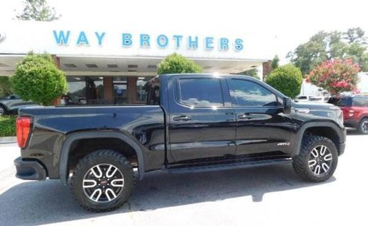 2024 GMC Sierra AT4