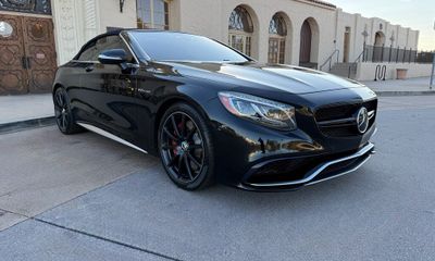 2017 Mercedes-Benz S-Class AMG S63