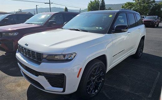 2026 Jeep Grand Cherokee Summit