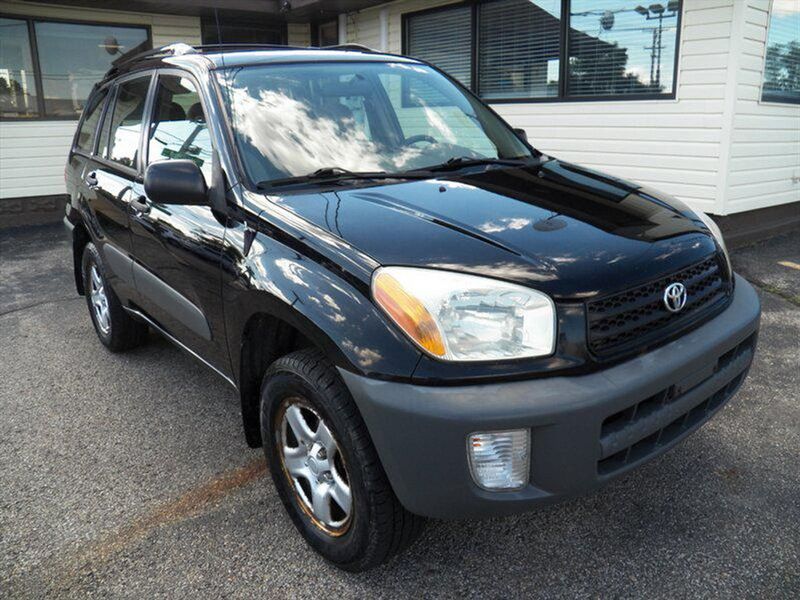 2001 Toyota RAV4 — a typically priced live listing