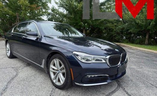 2016 BMW 750i