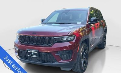 2024 Jeep Grand Cherokee Laredo