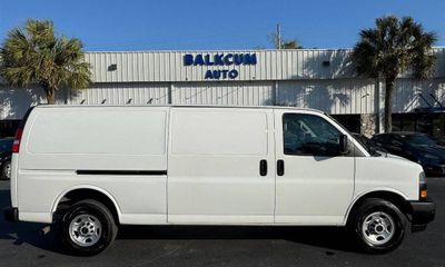 2023 GMC Savana EXT