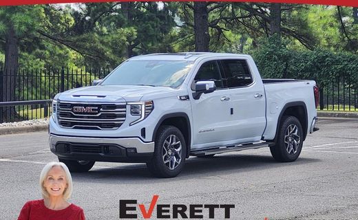 2026 GMC Sierra SLT