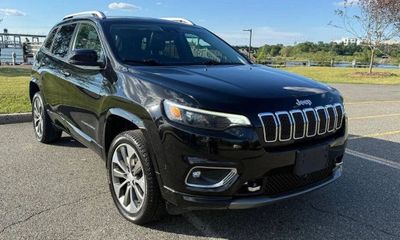 2019 Jeep Cherokee Overland