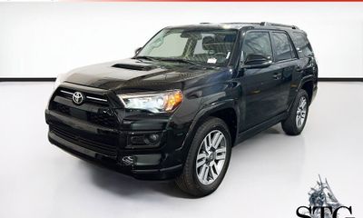 2024 Toyota 4RUNNER TRD Sport