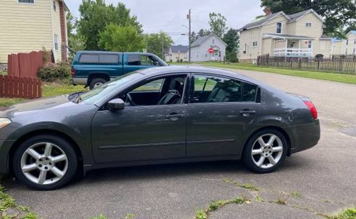 2005 Nissan Maxima