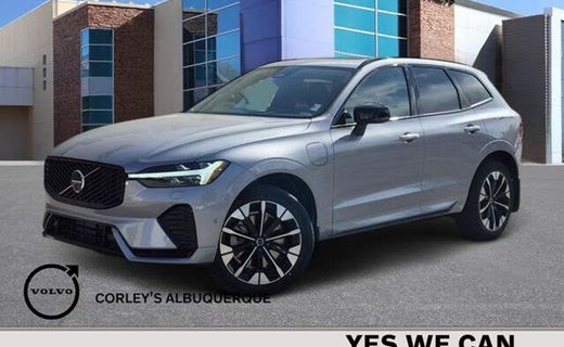 2026 Volvo XC60 Plus Dark