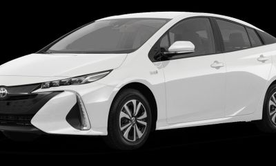 2017 Toyota Prius Prime PHEV Three Four ADV