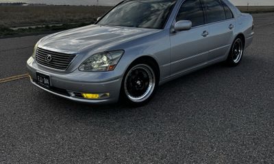 2006 Lexus LS Base